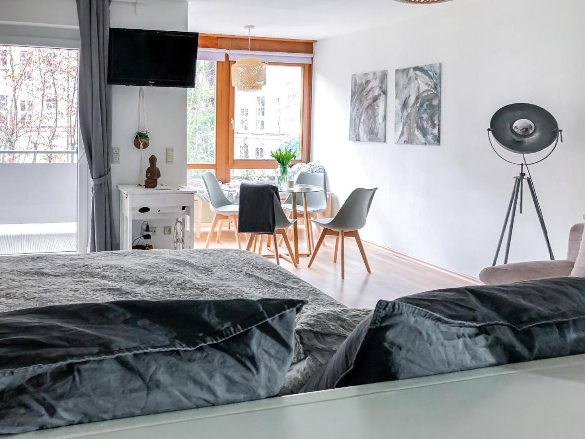 Studio Near Altstadt /W Workspace, Feng-Shui & Art Вюрцбург Экстерьер фото